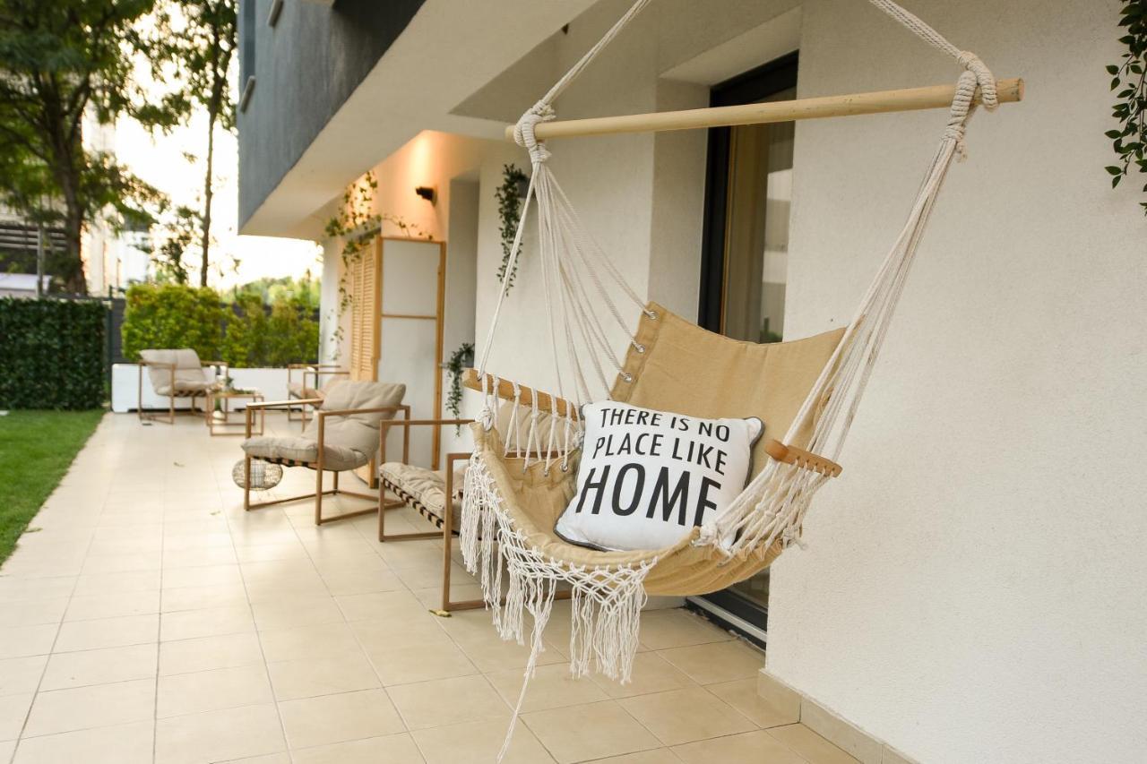 Vacation Feel - 2Br Apartment With Terrace & Private Parking In Baneasa Bucharest Exterior photo