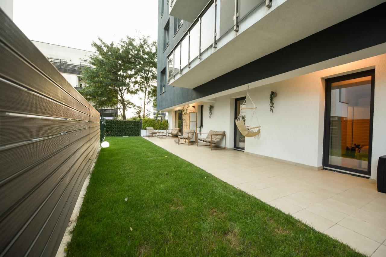 Vacation Feel - 2Br Apartment With Terrace & Private Parking In Baneasa Bucharest Exterior photo